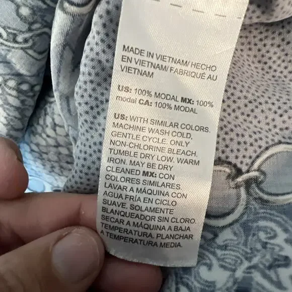 Chico's 2 chicos large Sandwashed Satin Mixed Print Button Up Long Sleeve silky - Picture 9 of 11